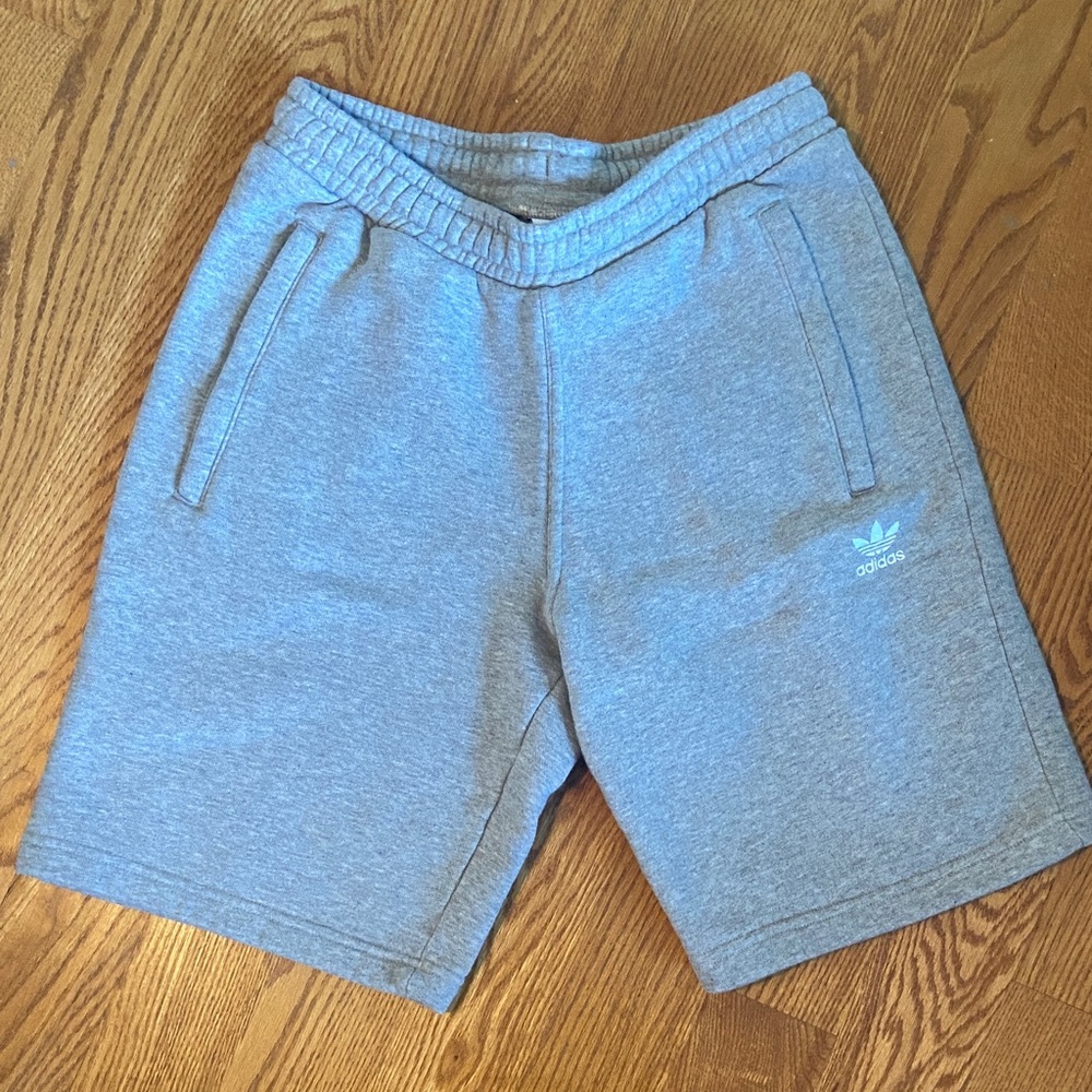 Adidas Men's Athletic Gray Shorts Size Small